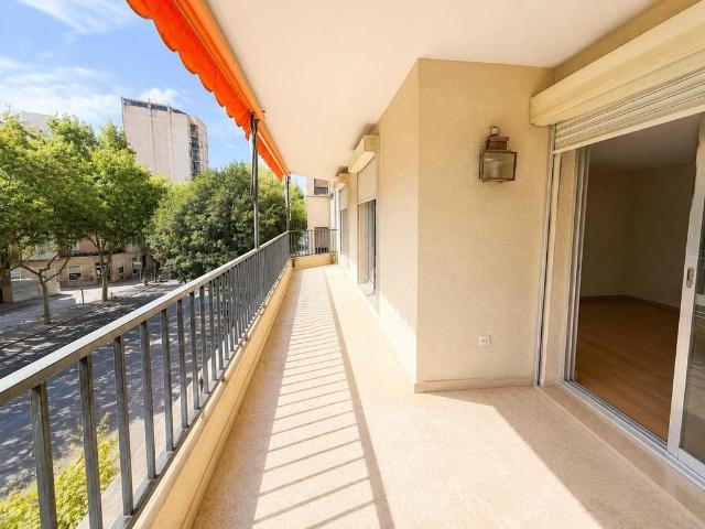 Piso en venta en Canavall, Palma