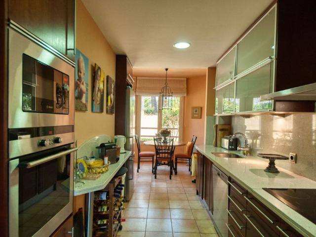 Piso en venta en La Carolina, Costa del Sol Occidental