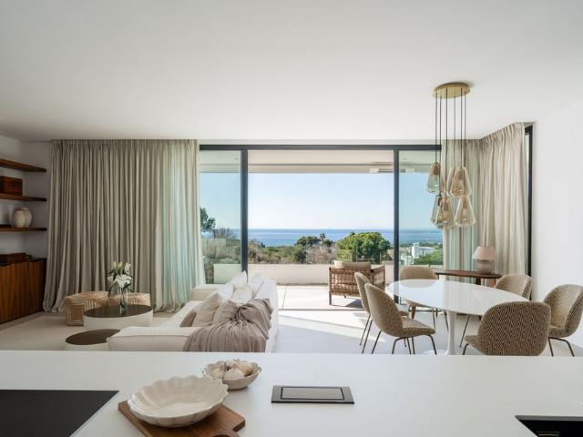 Piso en venta en Artola, Marbella