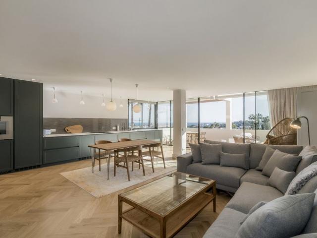 Piso en venta en Nueva Andalucía, Costa del Sol Occidental