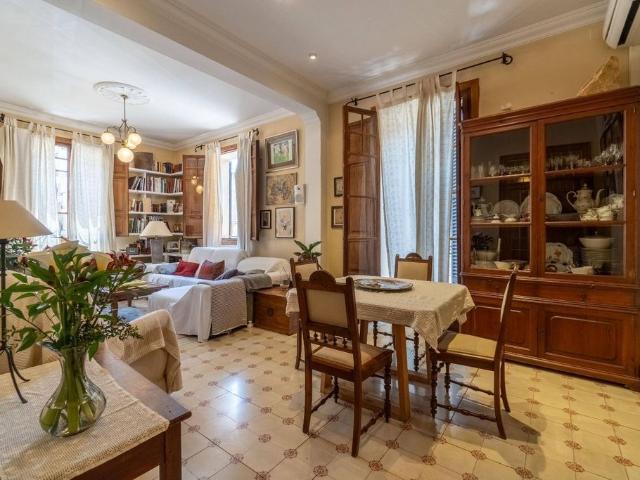 Piso en venta en Foners, Palma