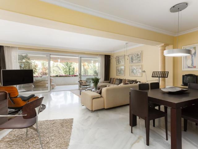Piso en venta en Marbella, Casco antiguo