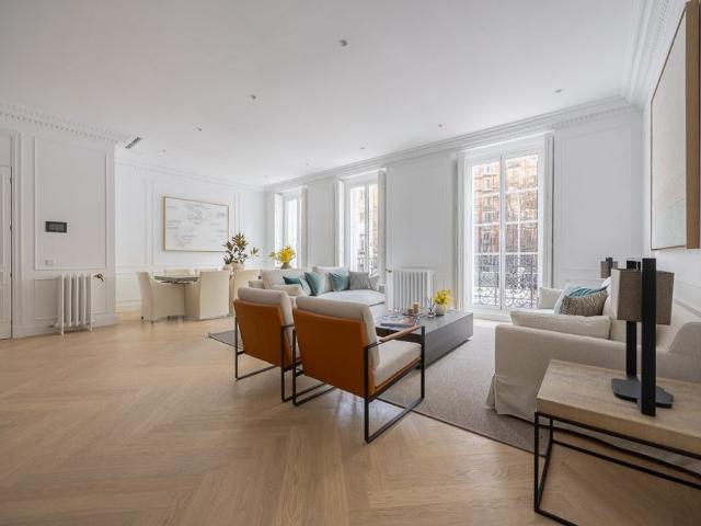 Piso en venta en Salamanca, Madrid