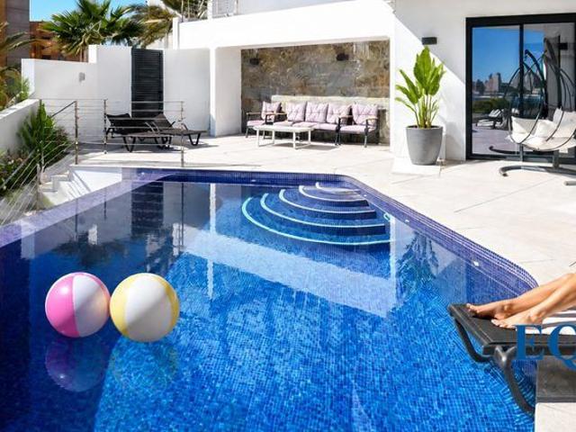 Piso en venta en la Marina Baixa, Valencia