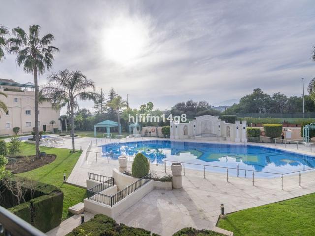 Piso en venta en El Vicario, Costa del Sol Occidental