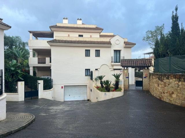 Piso en alquiler en Nueva Andalucía, Costa del Sol Occidental