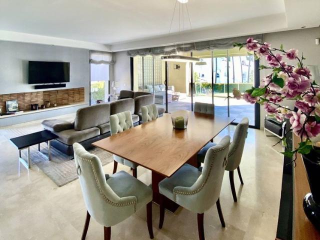 Piso en alquiler en Xarblanca Park, Marbella