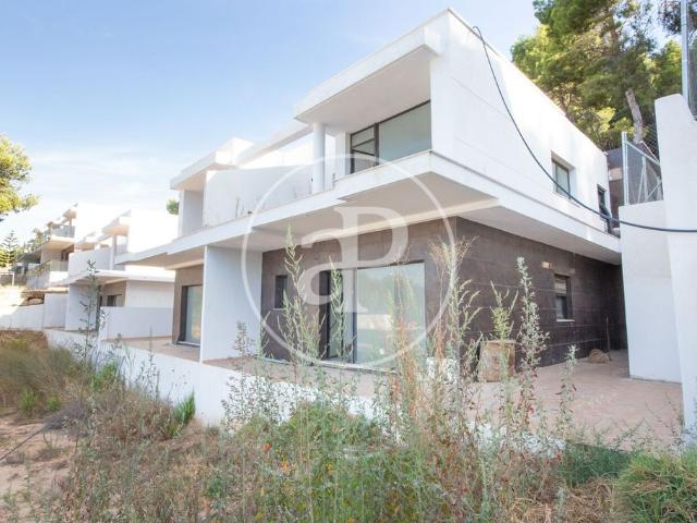 Chalet en venta en Urbanización El Bosque, La Hoya de Buñol