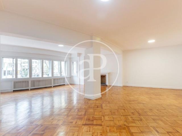 Piso en alquiler en Sarrià - Sant Gervasi, Barcelonès