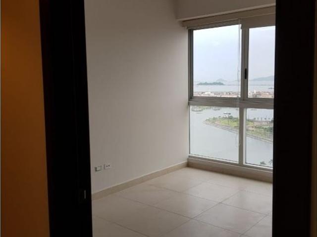 Piso de alto standing en alquiler en Bella Vista, Panamá