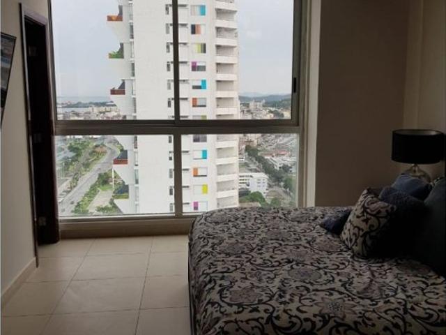 Piso de alto standing en alquiler en Bella Vista, Panamá