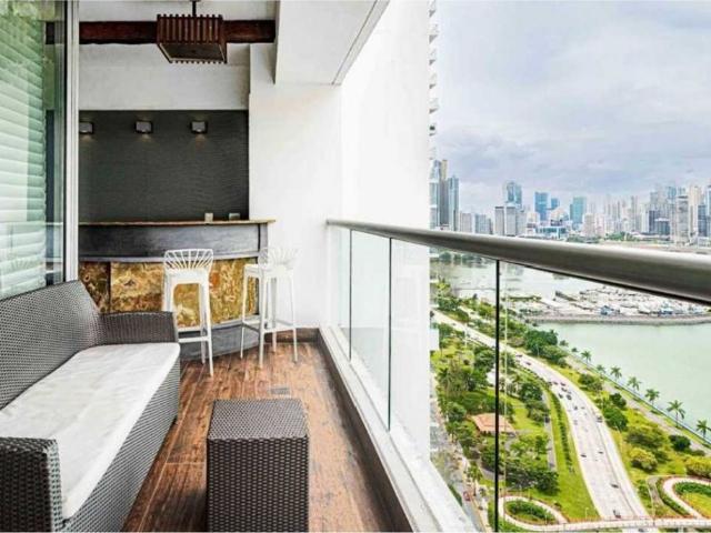 Piso de alto standing en alquiler en Bella Vista, Provincia de Colón