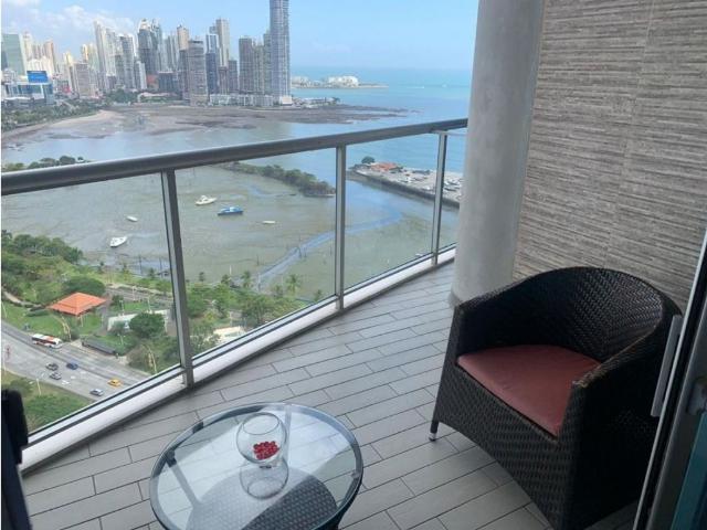 Piso de alto standing en alquiler en Bella Vista, Provincia de Colón