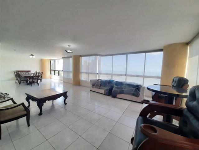 Piso de alto standing en alquiler en Bella Vista, Provincia de Colón