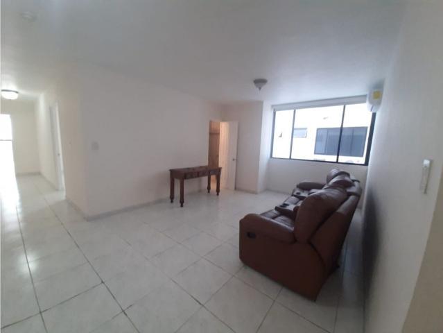 Piso de alto standing en alquiler en Bella Vista, Provincia de Colón