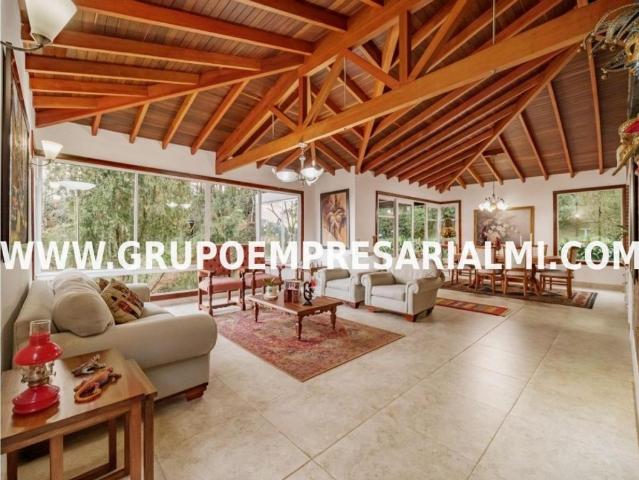 Piso de alto standing en alquiler en Envigado, Colombia