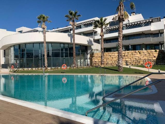 Piso en alquiler en Estepona, Urbanización Altos de Guadalobon