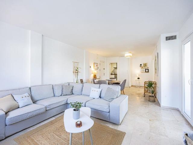 Piso en alquiler en Nueva Andalucía, Costa del Sol Occidental