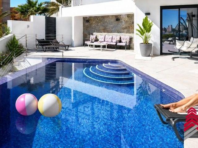 Piso en venta en la Marina Baixa, Valencia