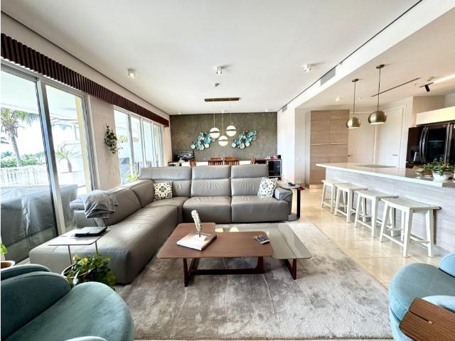 Piso de alto standing en venta en Buenaventura, Panamá