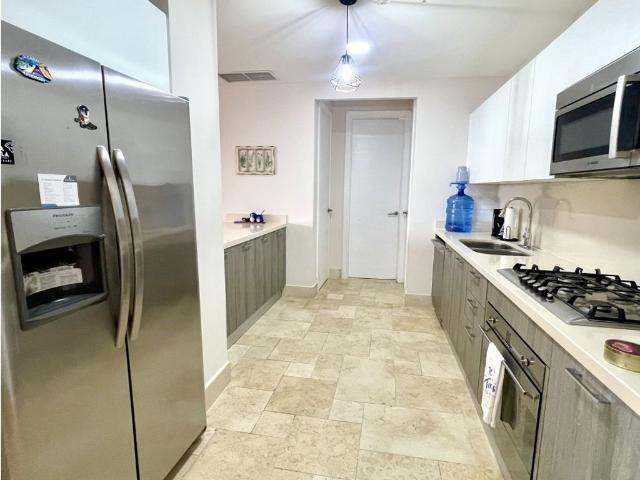 Piso de alto standing en venta en Buenaventura, Provincia de Colón