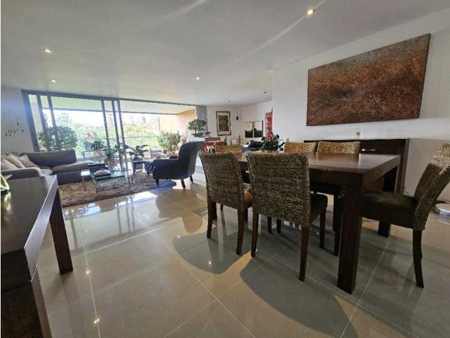 Piso de alto standing en venta en Envigado, Colombia