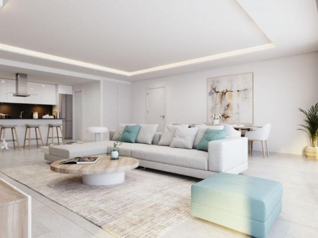 Piso en venta en Barriada Islas Canarias, Costa del Sol Occidental