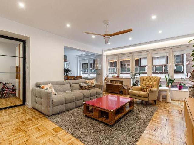 Piso en venta en Medina-sidonia, Madrid