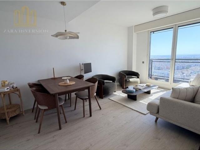 Piso en venta en Valdefuentes, Madrid