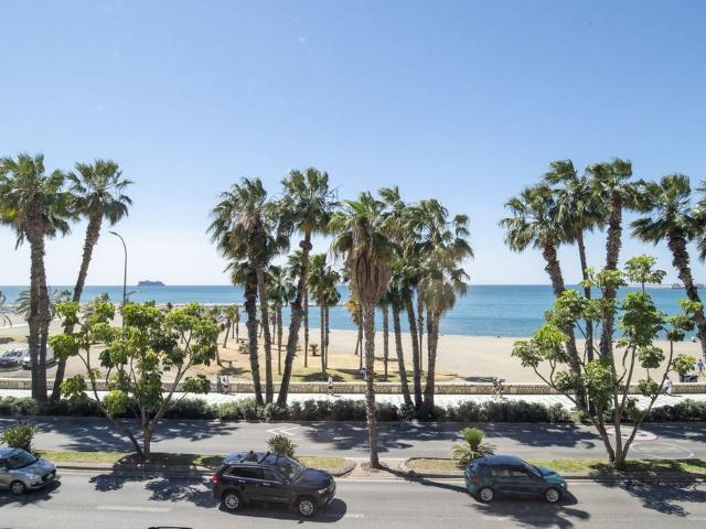 Piso en venta en Este, Málaga