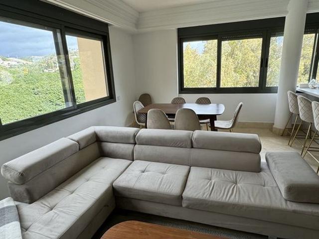 Piso en venta en Nueva Andalucía, Costa del Sol Occidental