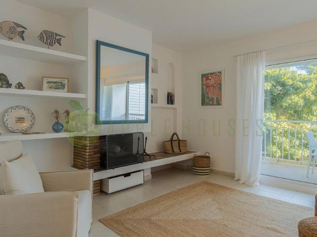 Piso en venta en Terramar, Garraf