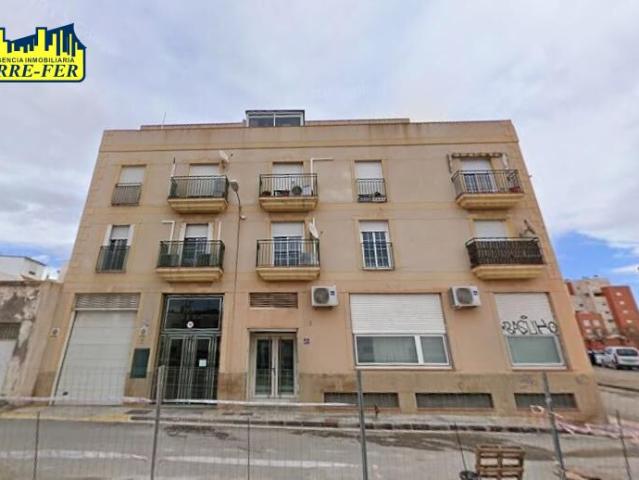 Piso en venta en San Luis, Almería