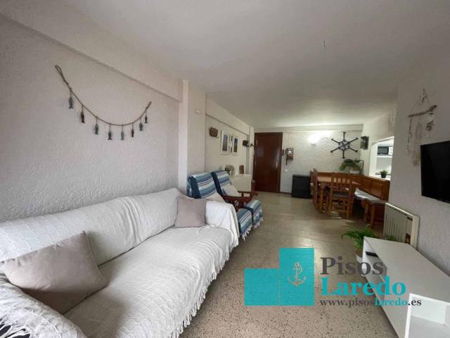 Piso en venta en Laredo