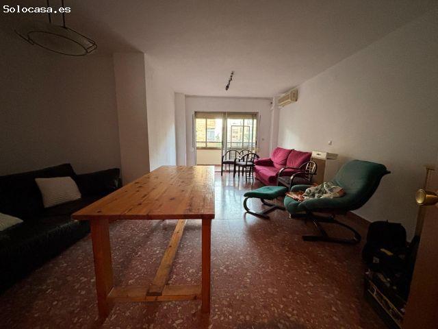 Piso en alquiler en Valencia De Las Torres, España