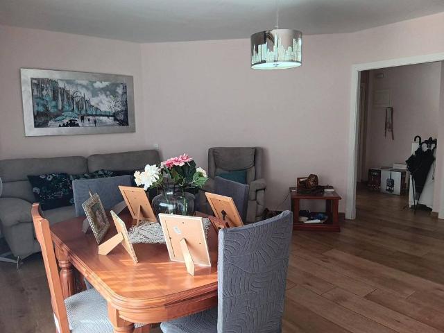 Piso en venta en Barriada Islas Canarias, Costa del Sol Occidental