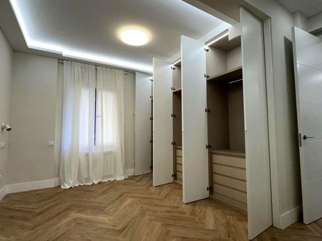 Piso en venta en Retiro, Madrid
