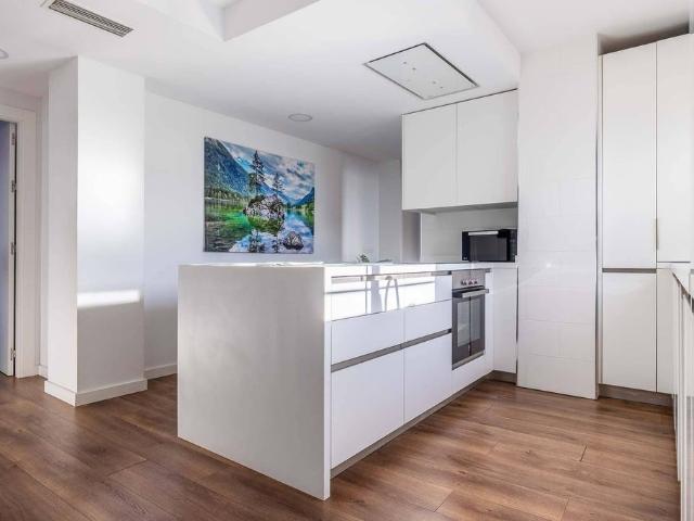 Piso en venta en Nervión, Sevilla