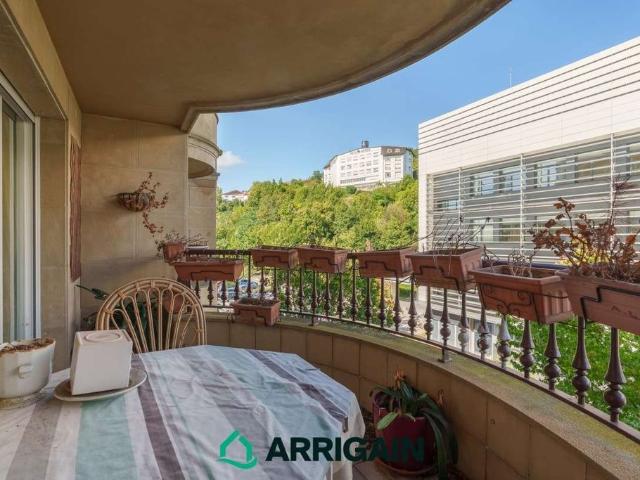 Piso en venta en Mendebaldea, Donostia-san Sebastián