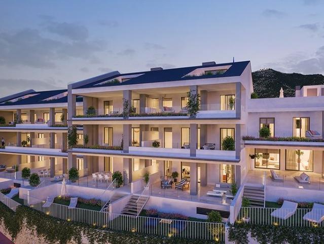 Piso en venta en La Sierrezuela, Benalmádena