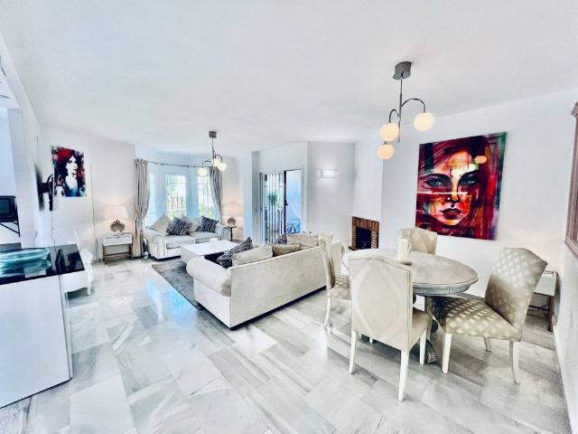 Piso en alquiler en Nueva Andalucía, Costa del Sol Occidental