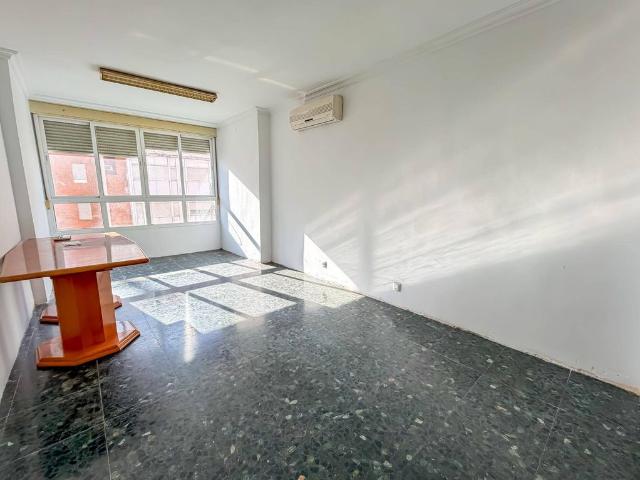 Piso en venta en Huerta del Pilar, Sevilla