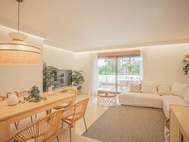 Piso en venta en Barriada Blas Infante, Estepona