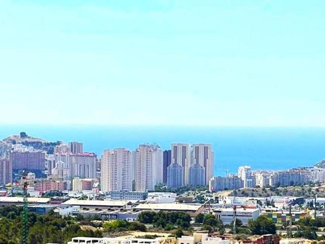 Piso en venta en la Marina Baixa, Valencia