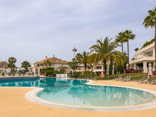 Piso en venta en Marbella, Miraflores