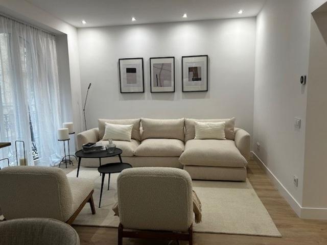 Piso en venta en Medina-sidonia, Madrid