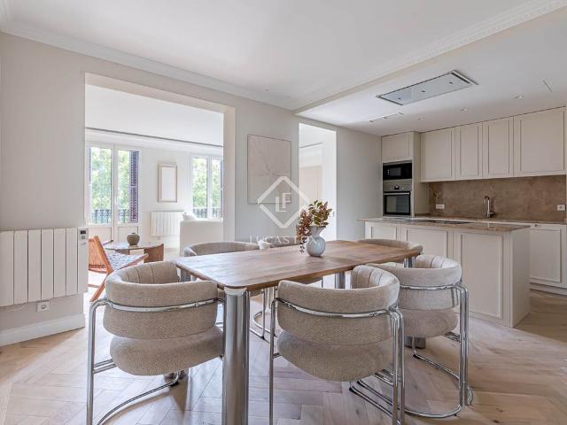 Piso en venta en Medina-sidonia, Madrid