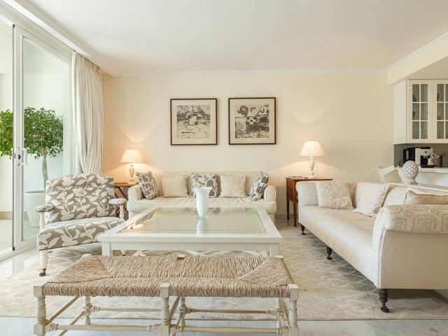 Piso en venta en Málaga, Urbanización Los Verdales