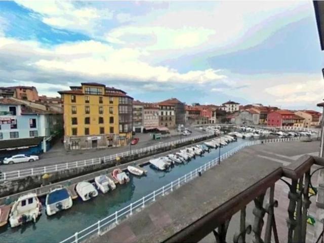 Piso en venta en Llanes