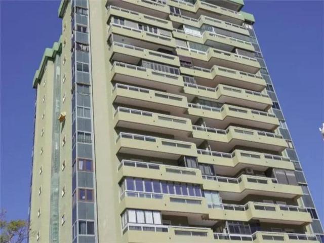 Piso en venta en Polígono Alameda, Málaga